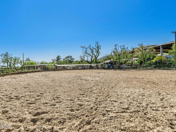 11270 Dominica Avenue, Lakeview Terrace CA 91342