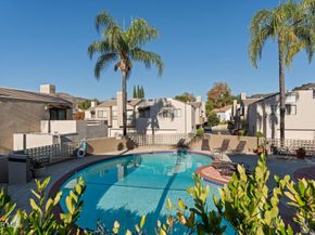 4265 Las Virgenes Road 4, Calabasas CA 91302