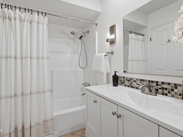 4265 Las Virgenes Road 4, Calabasas CA 91302