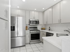 4265 Las Virgenes Road 4, Calabasas CA 91302