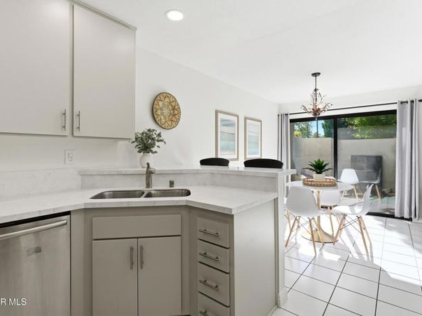 4265 Las Virgenes Road 4, Calabasas CA 91302