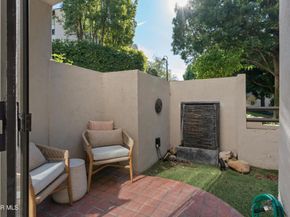 4265 Las Virgenes Road 4, Calabasas CA 91302