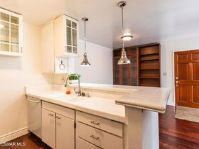 18645 Hatteras Street 237, Tarzana CA 91356