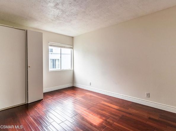 18645 Hatteras Street 237, Tarzana CA 91356