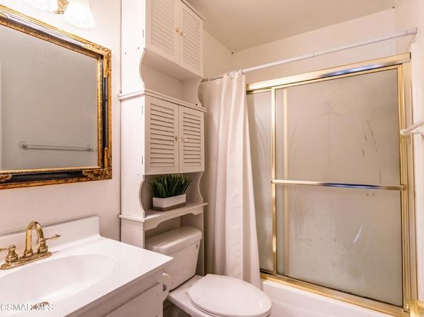 18645 Hatteras Street 237, Tarzana CA 91356