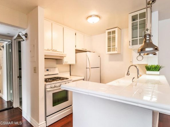 18645 Hatteras Street 237, Tarzana CA 91356