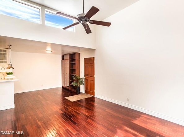 18645 Hatteras Street 237, Tarzana CA 91356