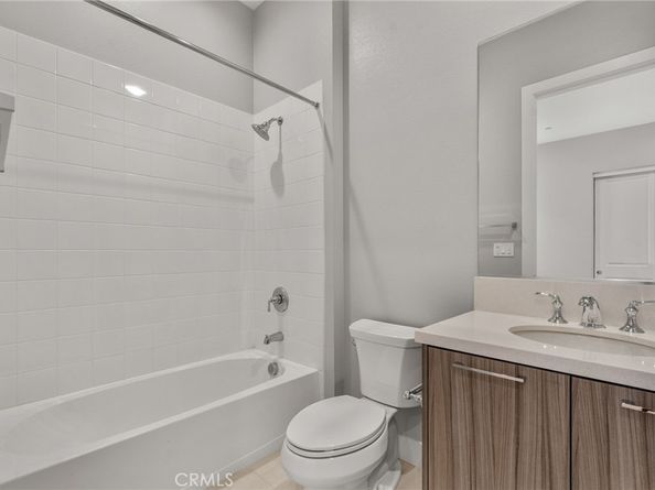 20637 W Hummingbird, Porter Ranch CA 91326