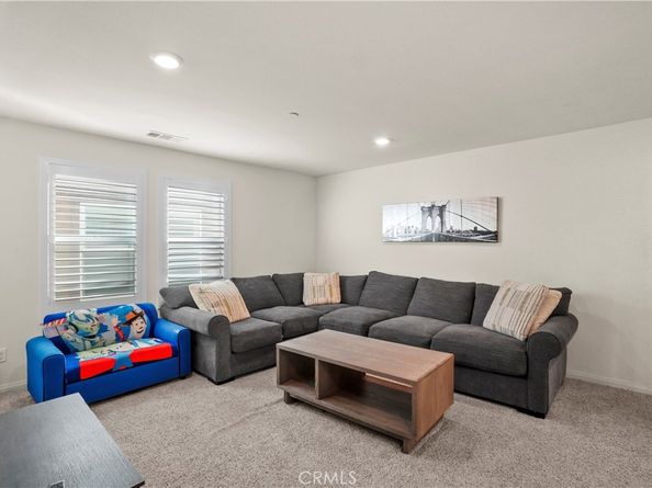 829 Brynlee, Upland CA 91786