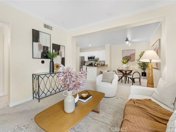 3339 Watermarke Place, Irvine CA 92612