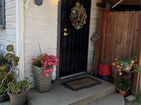 12120 S Willowbrook, Compton CA 90222