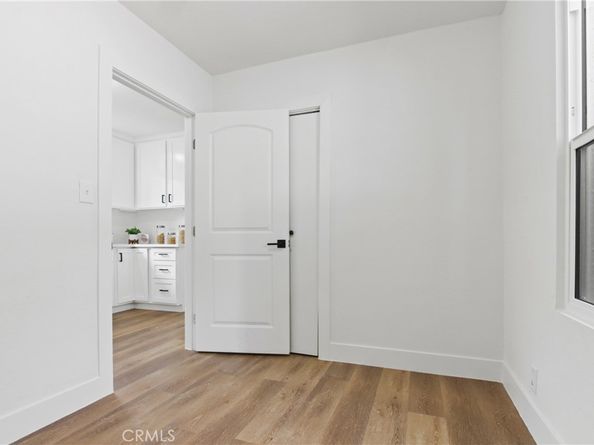 9525 Holmes Avenue, Los Angeles CA 90002