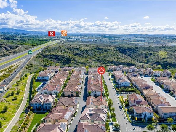 126 Sunnyside, Irvine CA 92618