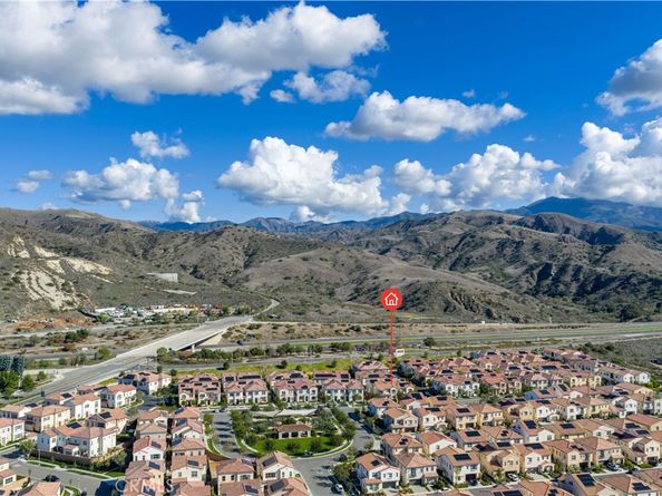 126 Sunnyside, Irvine CA 92618