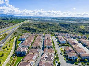 126 Sunnyside, Irvine CA 92618