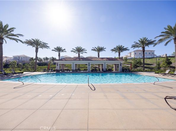 126 Sunnyside, Irvine CA 92618