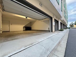 175 Bowery, Irvine CA 92612