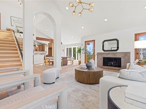 8280 Grand View Drive, Los Angeles CA 90046