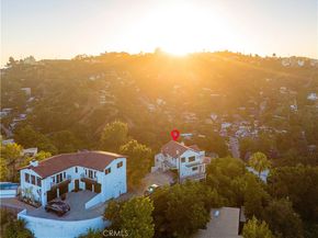 8280 Grand View Drive, Los Angeles CA 90046