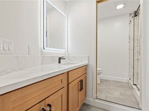 8280 Grand View Drive, Los Angeles CA 90046