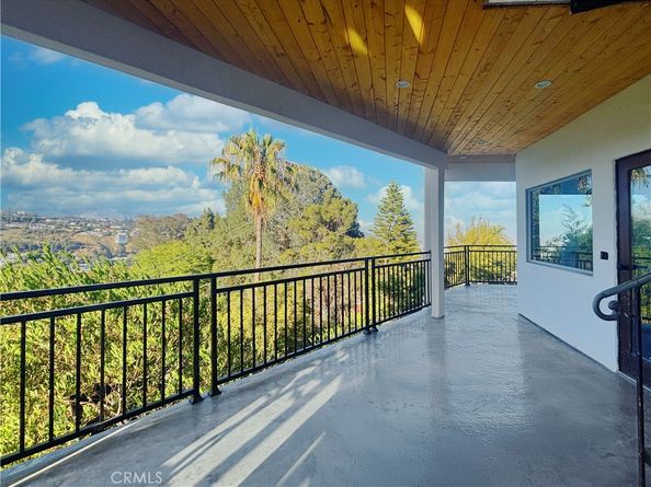 8280 Grand View Drive, Los Angeles CA 90046