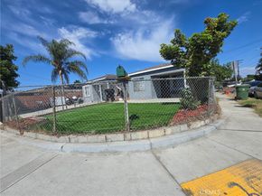 13618 S Willowbrook Avenue, Compton CA 90222