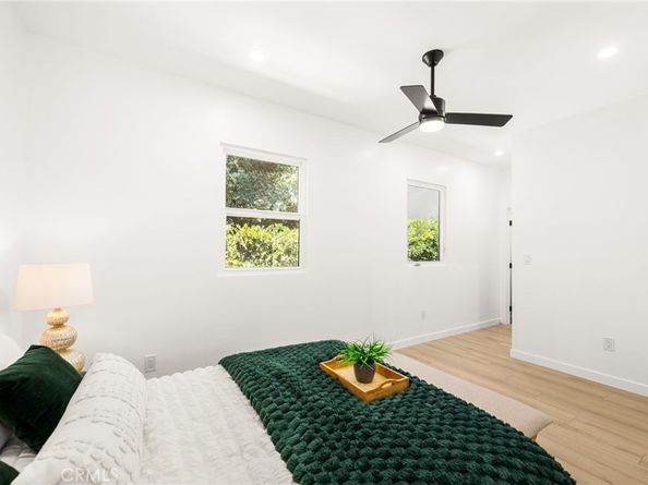 627 E Villa Street, Pasadena CA 91101