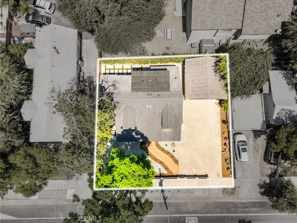 627 E Villa Street, Pasadena CA 91101