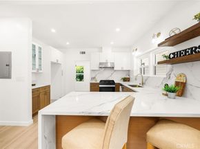 627 E Villa Street, Pasadena CA 91101