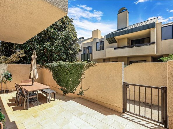 2235 Century Hill, Los Angeles CA 90067