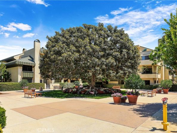 2235 Century Hill, Los Angeles CA 90067