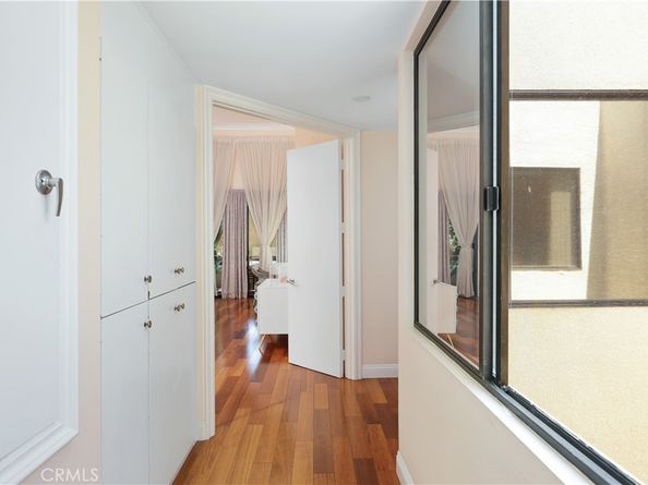 2235 Century Hill, Los Angeles CA 90067