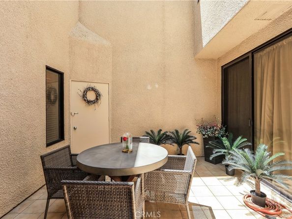 2235 Century Hill, Los Angeles CA 90067