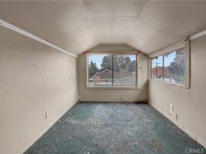 1021 W 48th, Los Angeles CA 90037