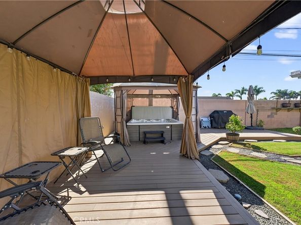 8812 Sapphire Avenue, Westminster CA 92683