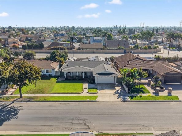 8812 Sapphire Avenue, Westminster CA 92683