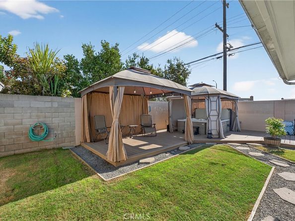 8812 Sapphire Avenue, Westminster CA 92683