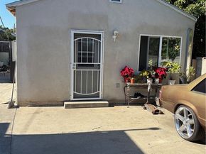 2911 Baltic, Long Beach CA 90810