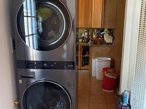 2911 Baltic, Long Beach CA 90810