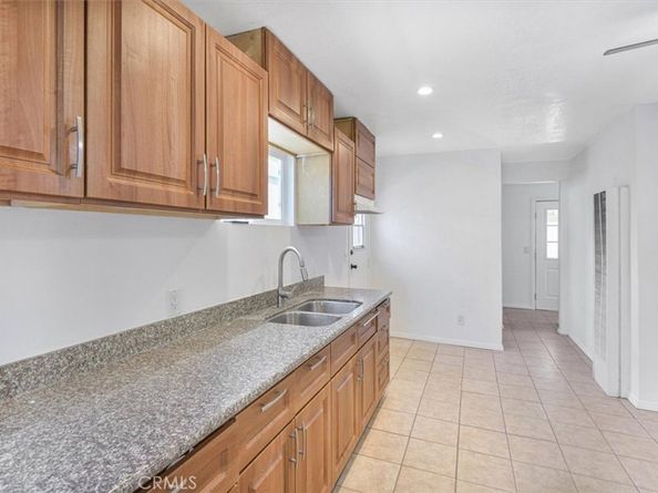 5910 Brayton Avenue, Long Beach CA 90805