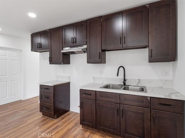 727 E 94th Street, Los Angeles CA 90002