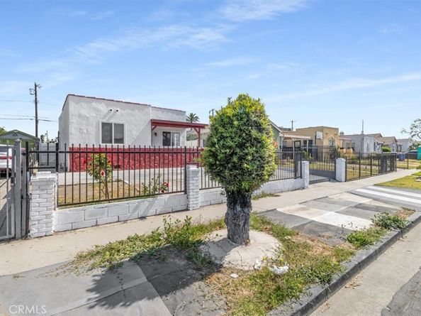 727 E 94th Street, Los Angeles CA 90002