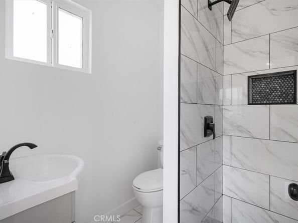 727 E 94th Street, Los Angeles CA 90002