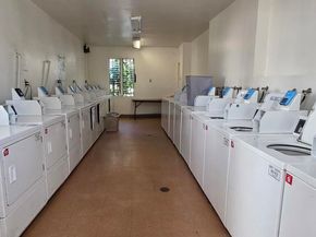 5700 Etiwanda Avenue 123, Tarzana CA 91356