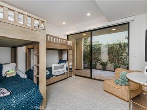 2492 Glenneyre Street, Laguna Beach CA 92651