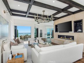 2492 Glenneyre Street, Laguna Beach CA 92651