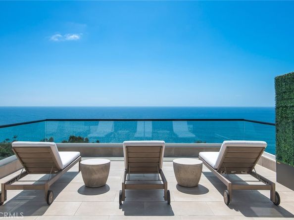 2492 Glenneyre Street, Laguna Beach CA 92651