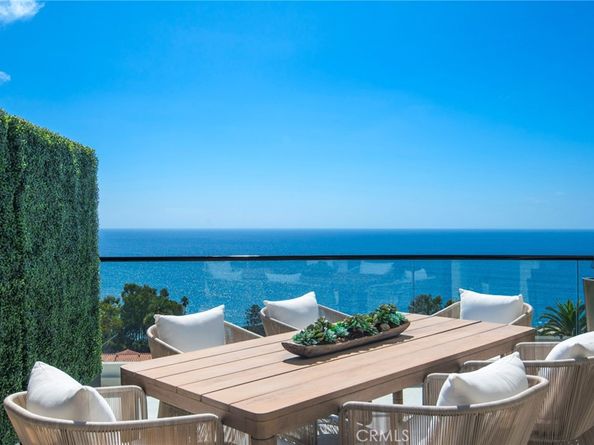 2492 Glenneyre Street, Laguna Beach CA 92651