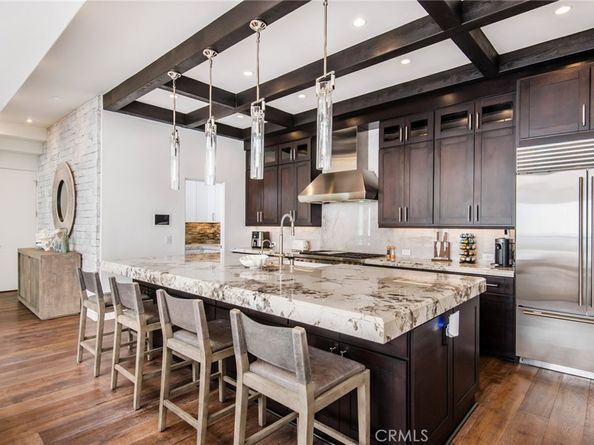 2492 Glenneyre Street, Laguna Beach CA 92651