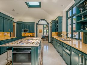 145 Irvine Cove Court, Laguna Beach CA 92651